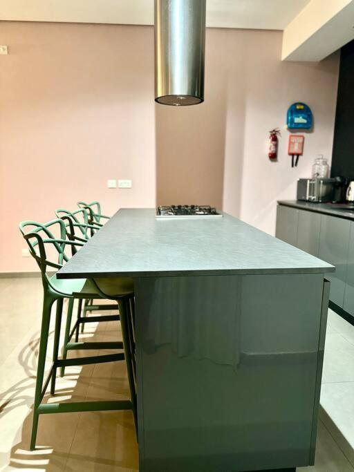 Stunning 2Br Apt In St Julians Saint Julian's Екстериор снимка